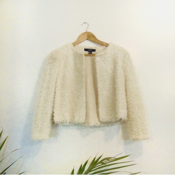 Forever 21 Jackets & Blazers - FOREVER 21 Fuzzy White Jacket